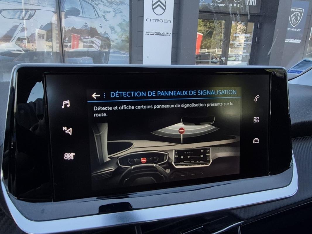 Peugeot 2008 - Photo 11