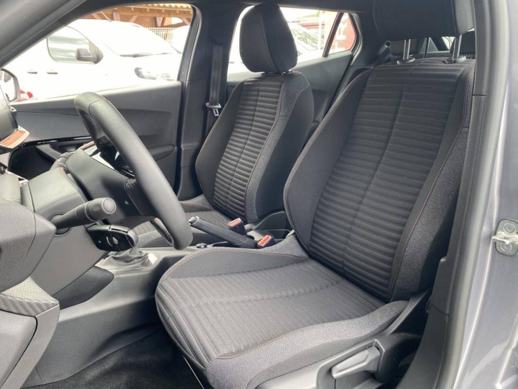 Peugeot 2008 - Photo 18