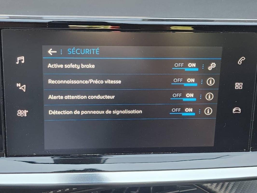 Peugeot 2008 - Photo 27