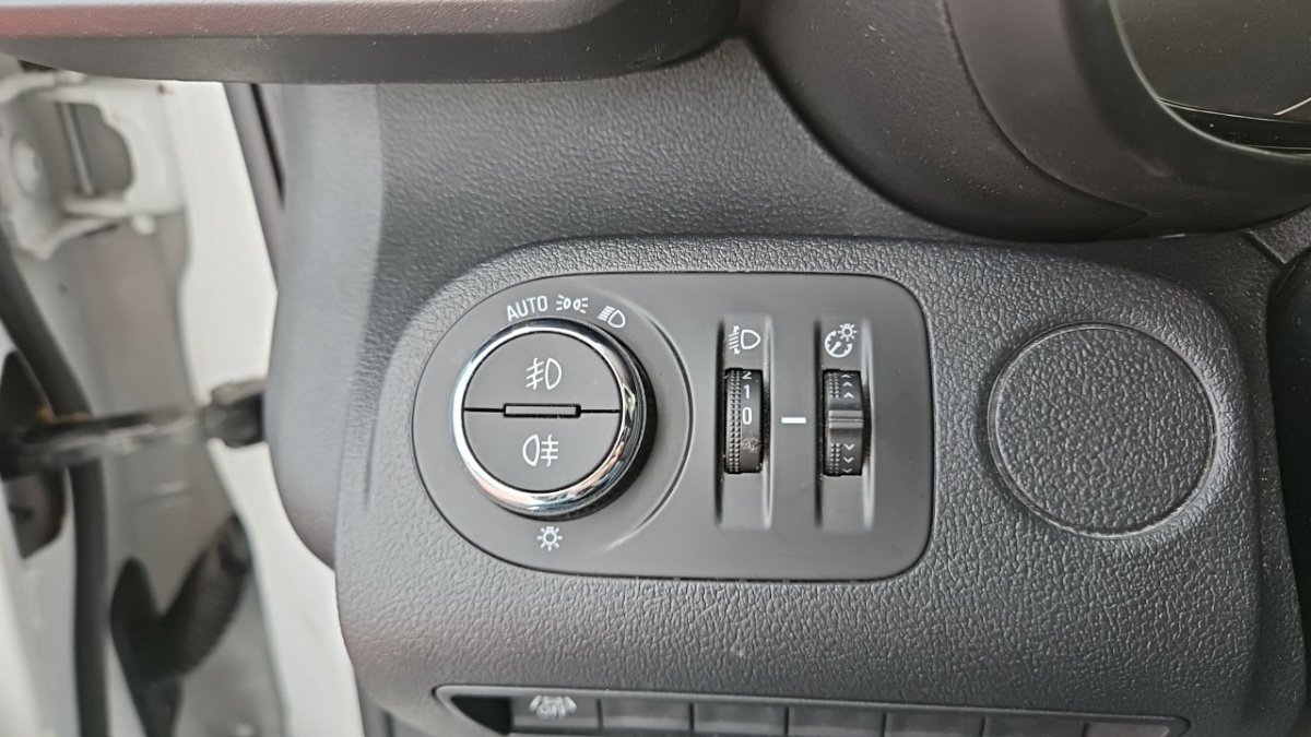 Opel combo cargo - Photo 21