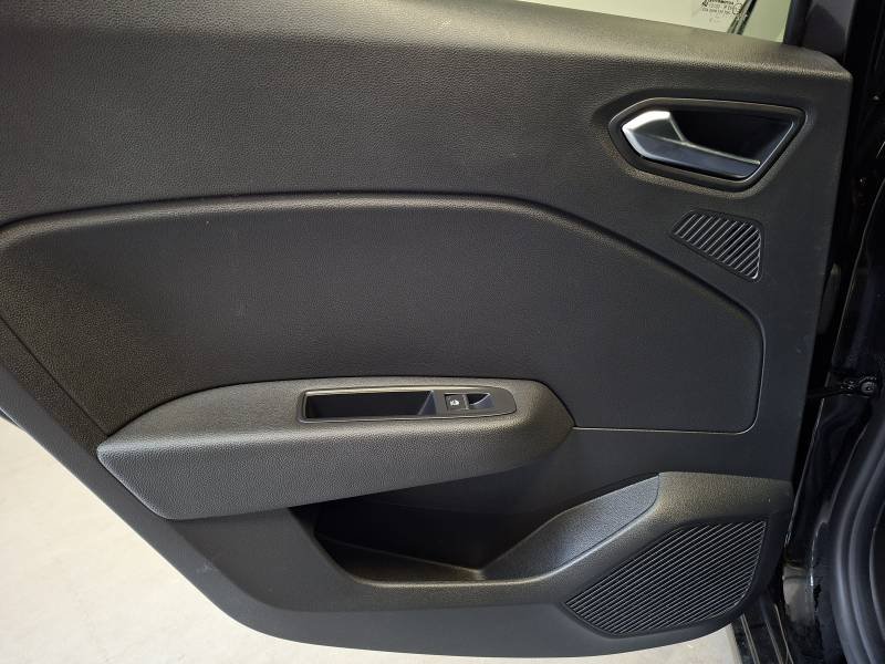 Renault Clio - Photo 32