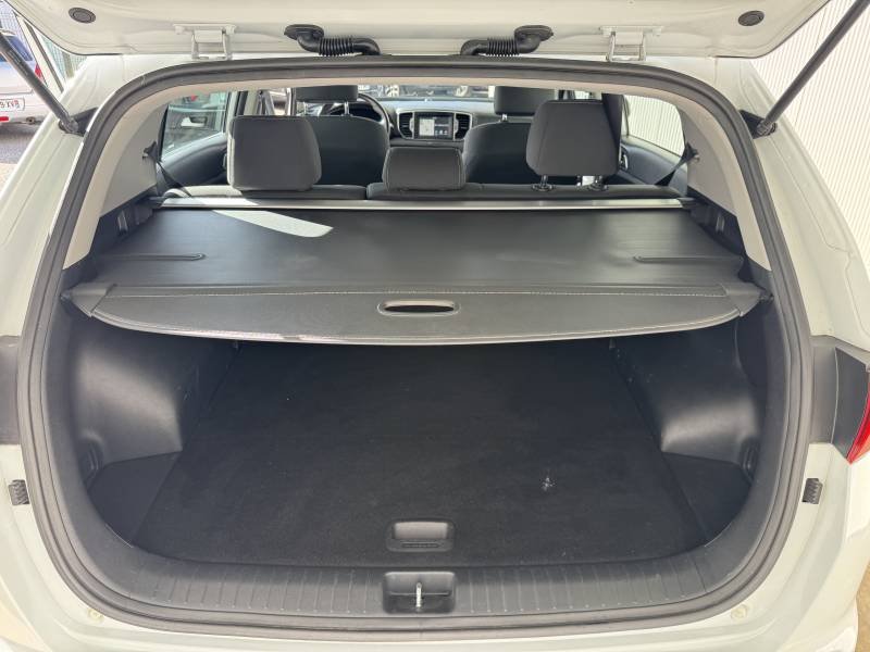 Kia Sportage - Photo 20