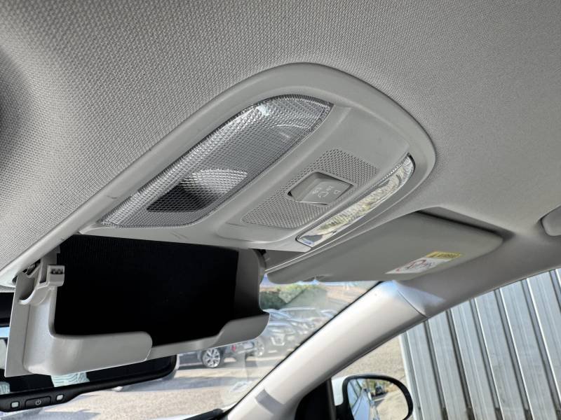 Kia Sportage - Photo 42