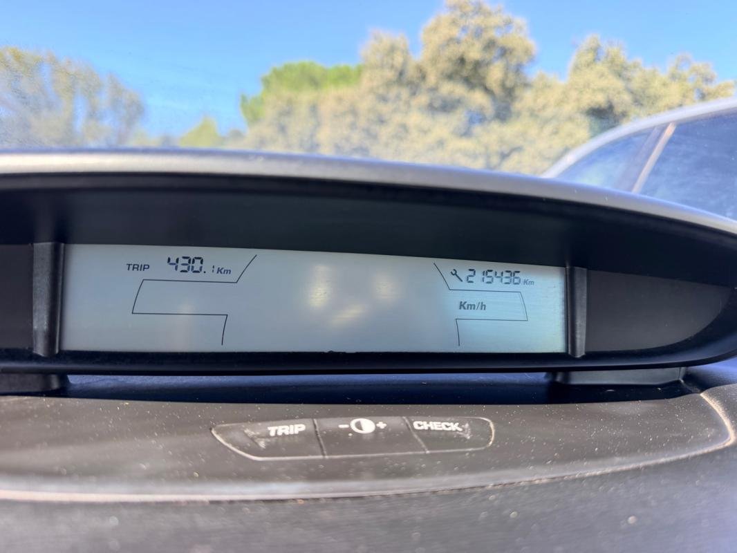 Citroën C4 - Photo 11