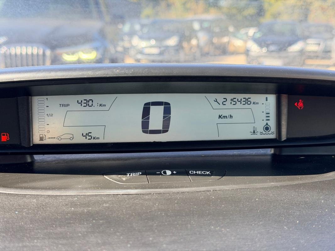 Citroën C4 - Photo 13