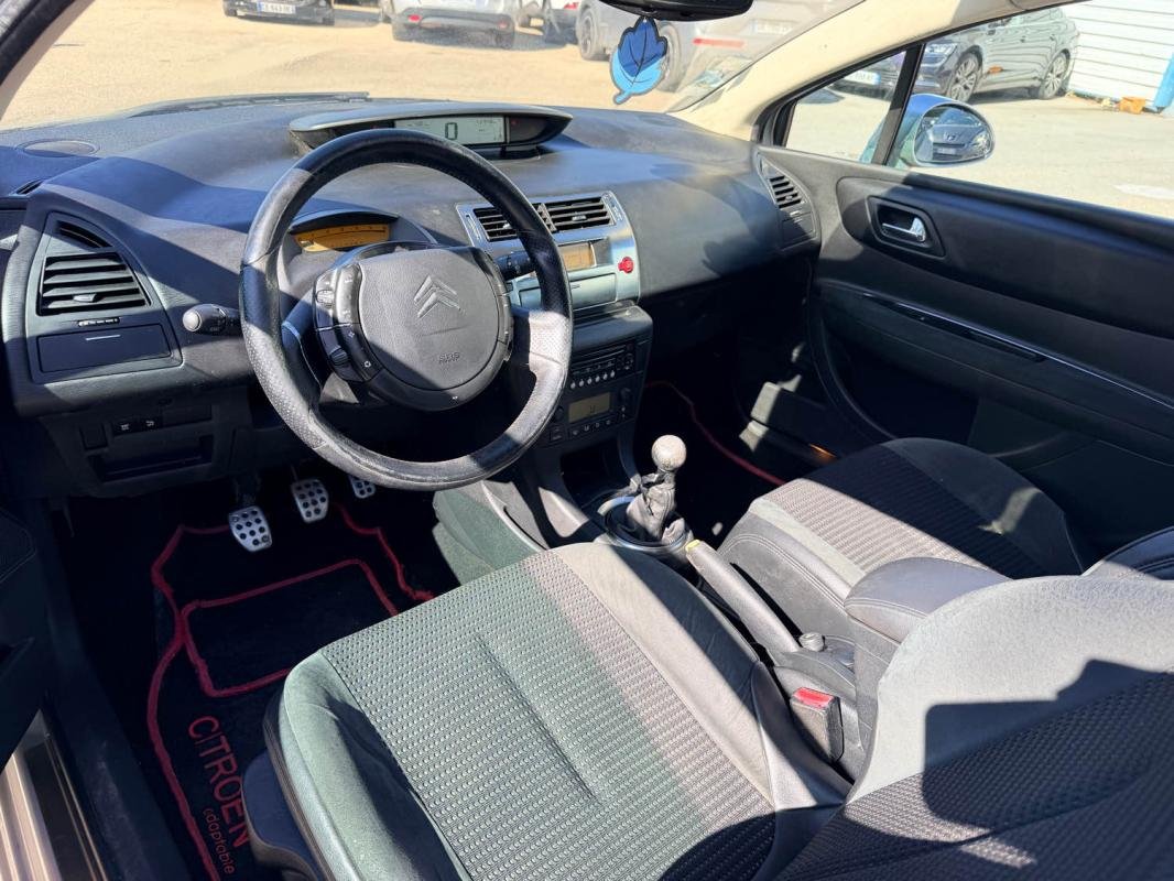 Citroën C4 - Photo 9