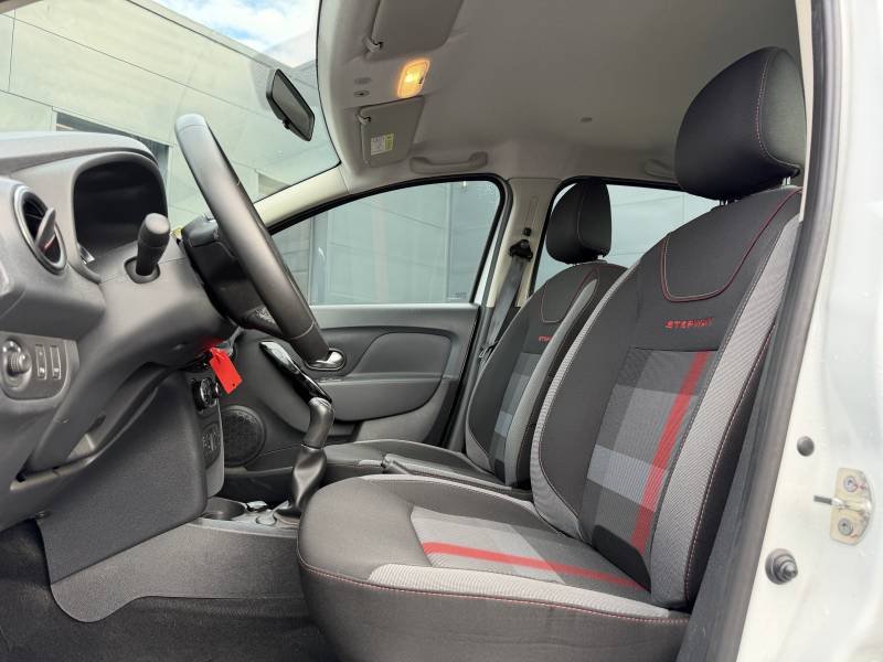 Dacia Sandero - Photo 15