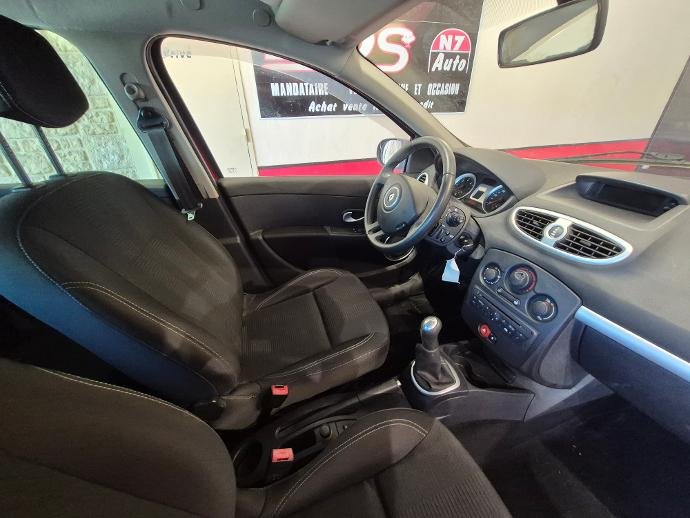 Renault Clio - Photo 3