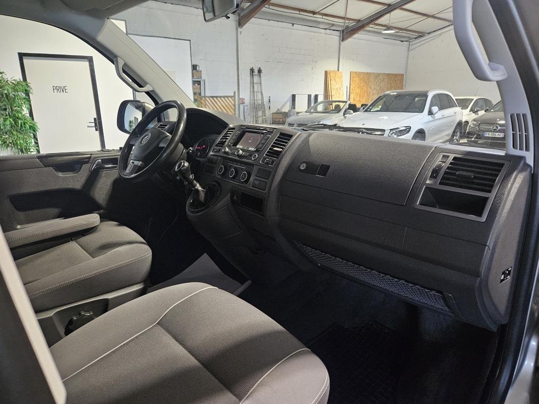 Volkswagen T5 Multivan - Photo 14