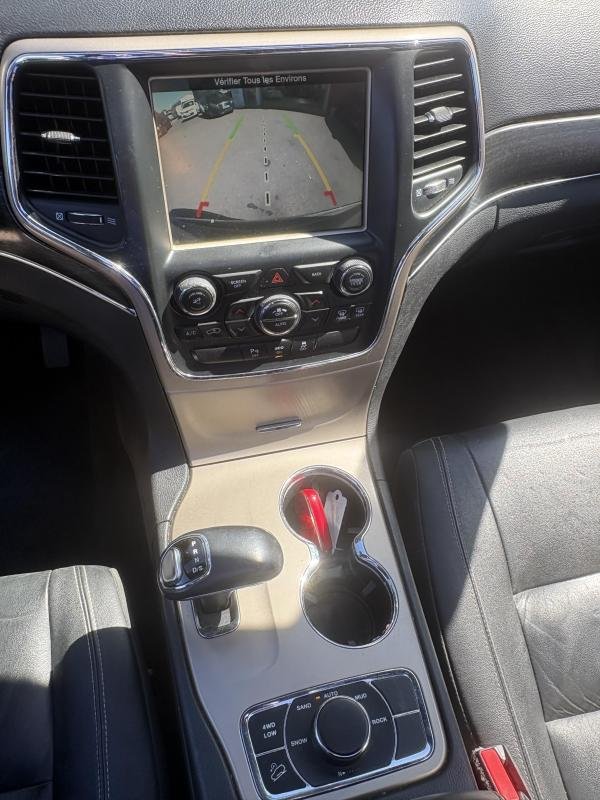 Jeep Grand Cherokee - Photo 12