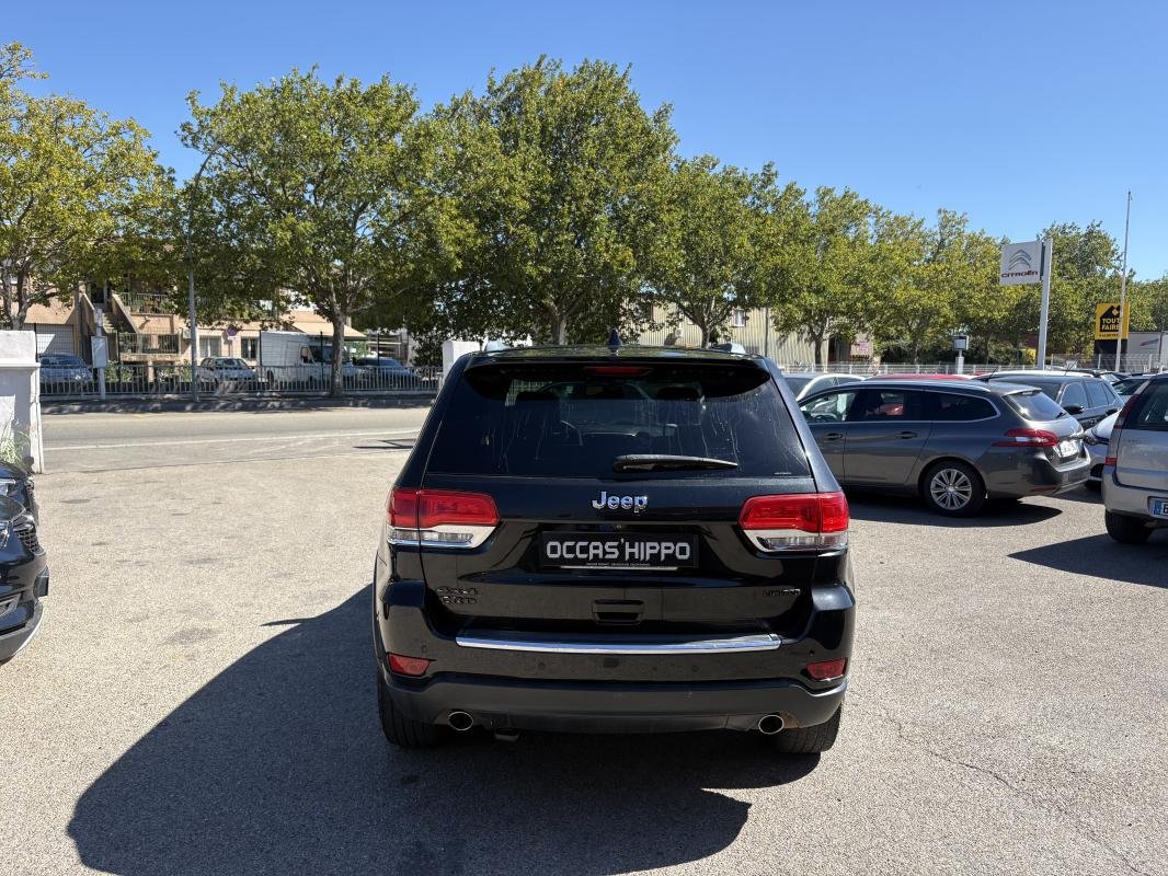 Jeep Grand Cherokee - Photo 2