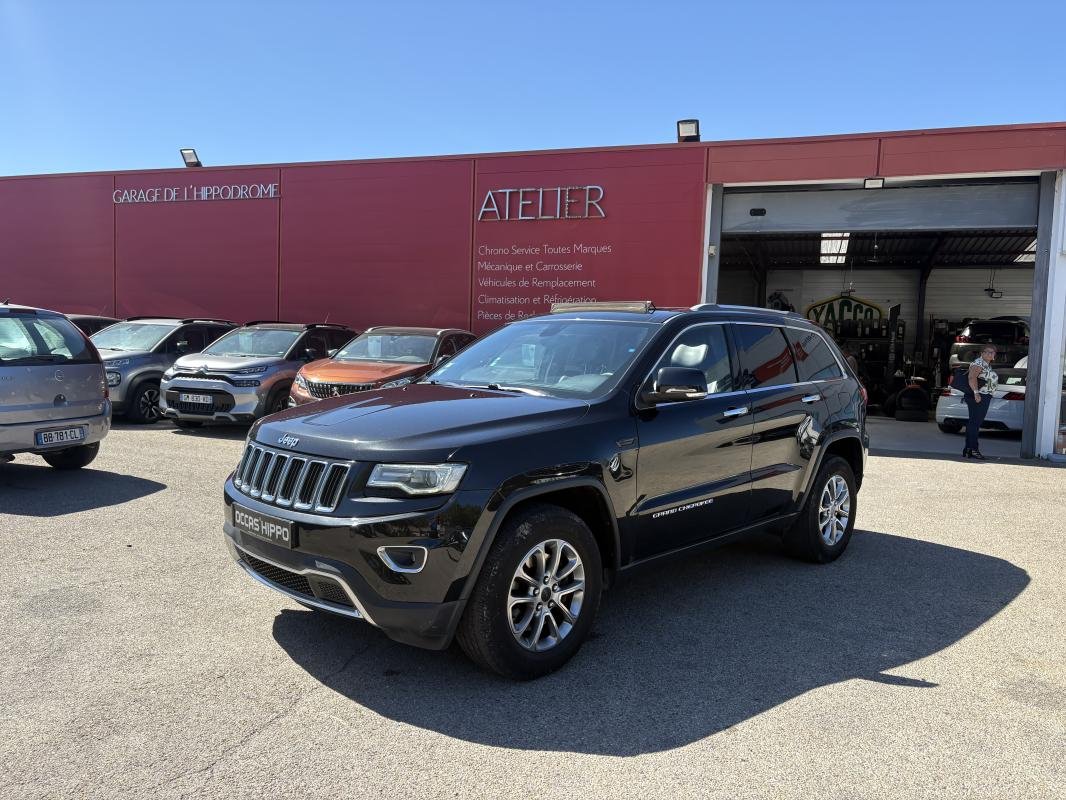 Jeep Grand Cherokee - Photo 3