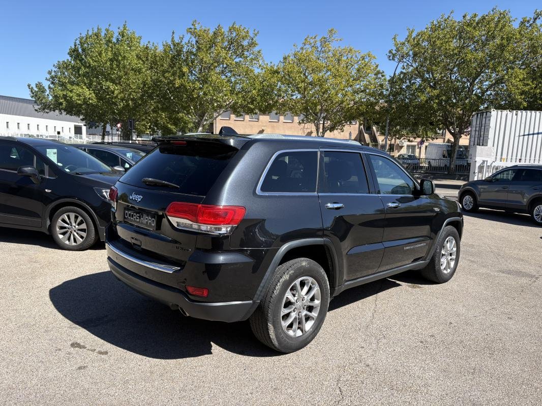 Jeep Grand Cherokee - Photo 6