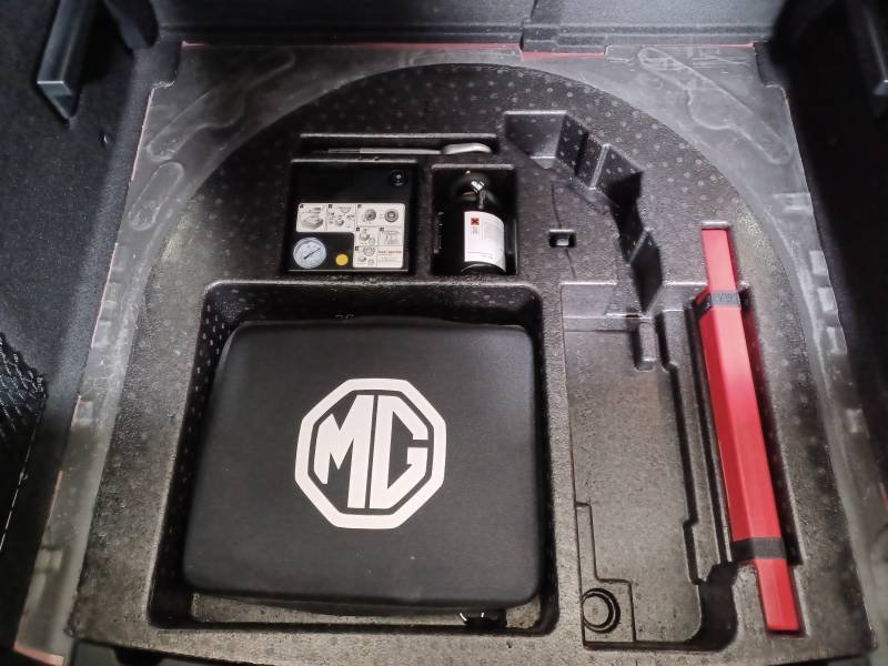 MG ZS - Photo 18