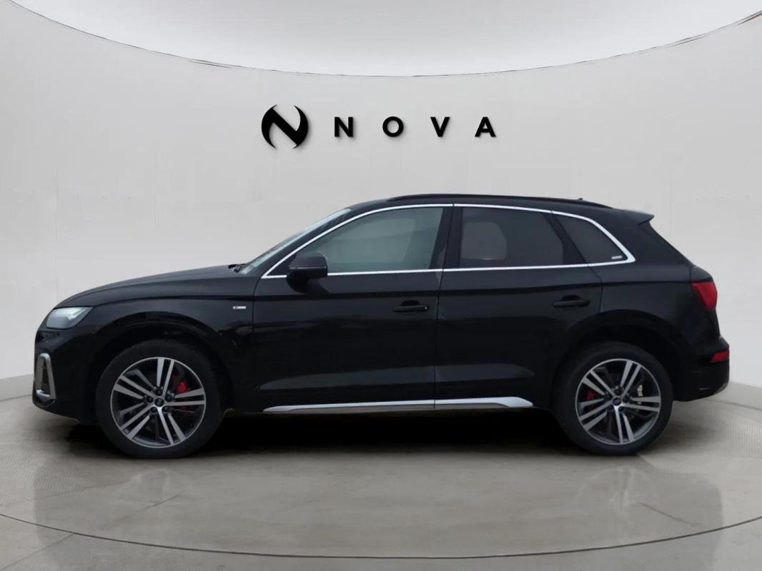Audi Q5 - Photo 2