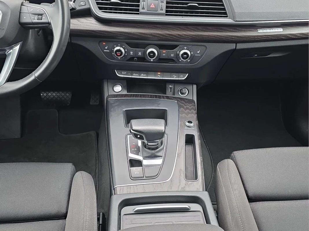 Audi Q5 - Photo 8