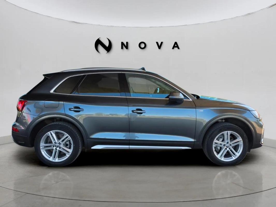 Audi Q5 - Photo 4