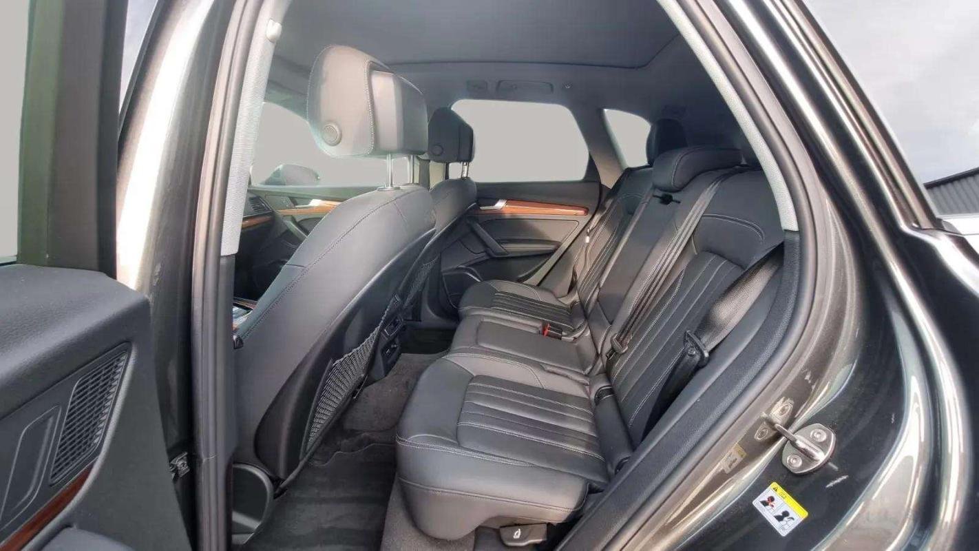 Audi Q5 - Photo 10