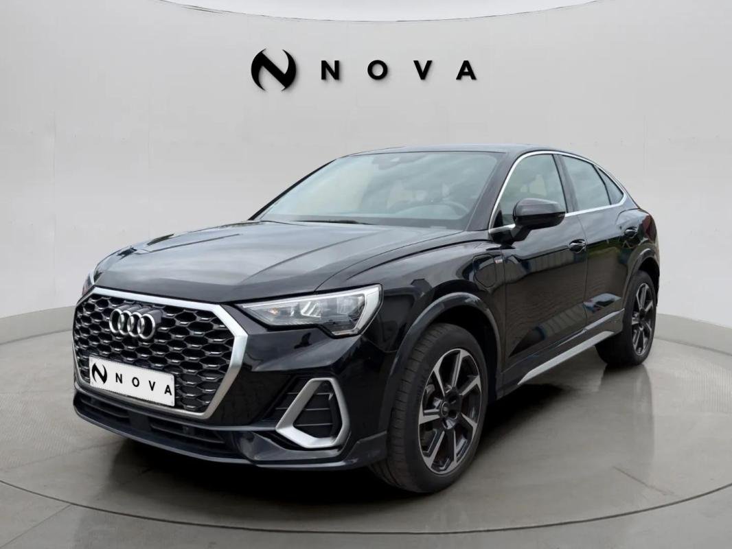 Audi Q3 - Photo 1