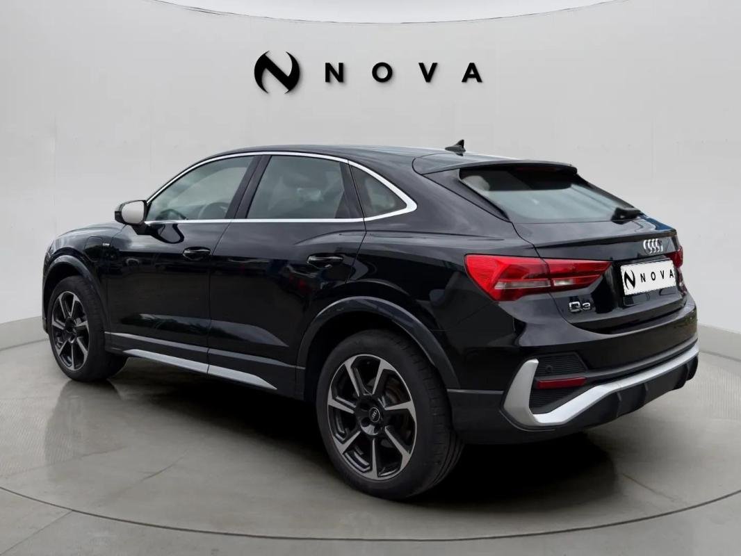 Audi Q3 - Photo 3