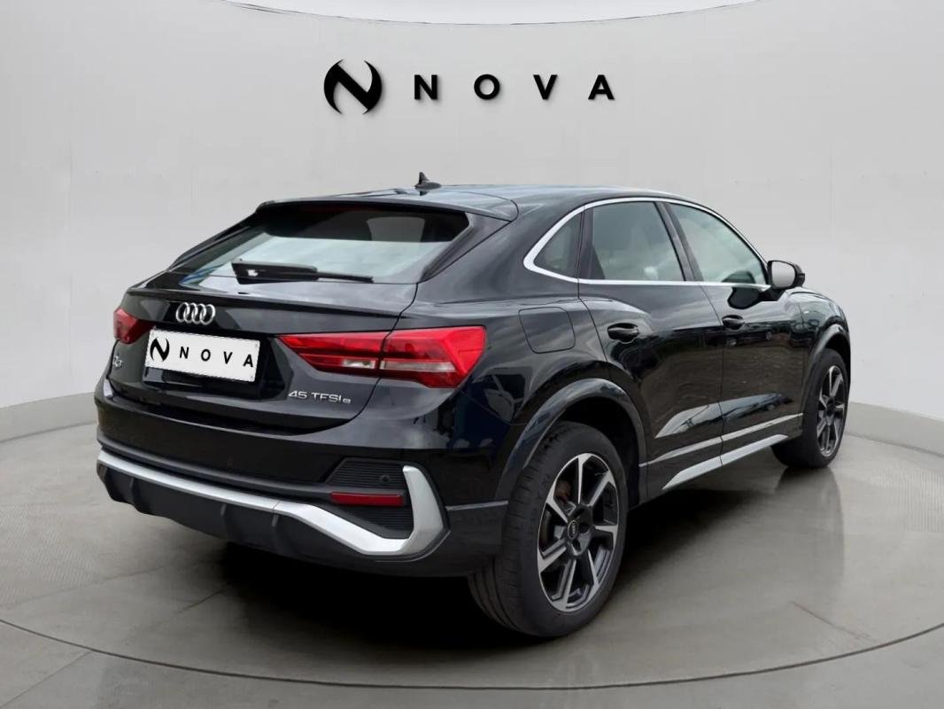 Audi Q3 - Photo 5