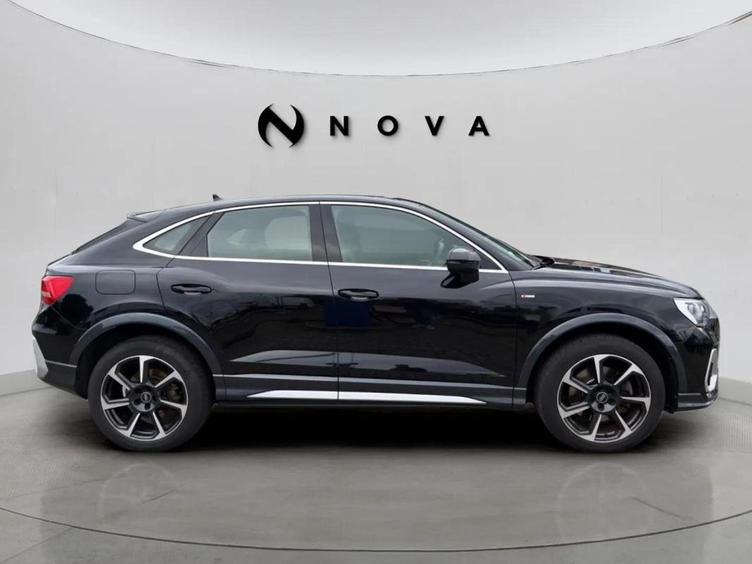 Audi Q3 - Photo 6