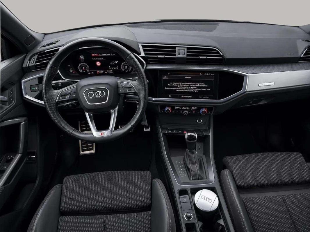 Audi Q3 - Photo 10