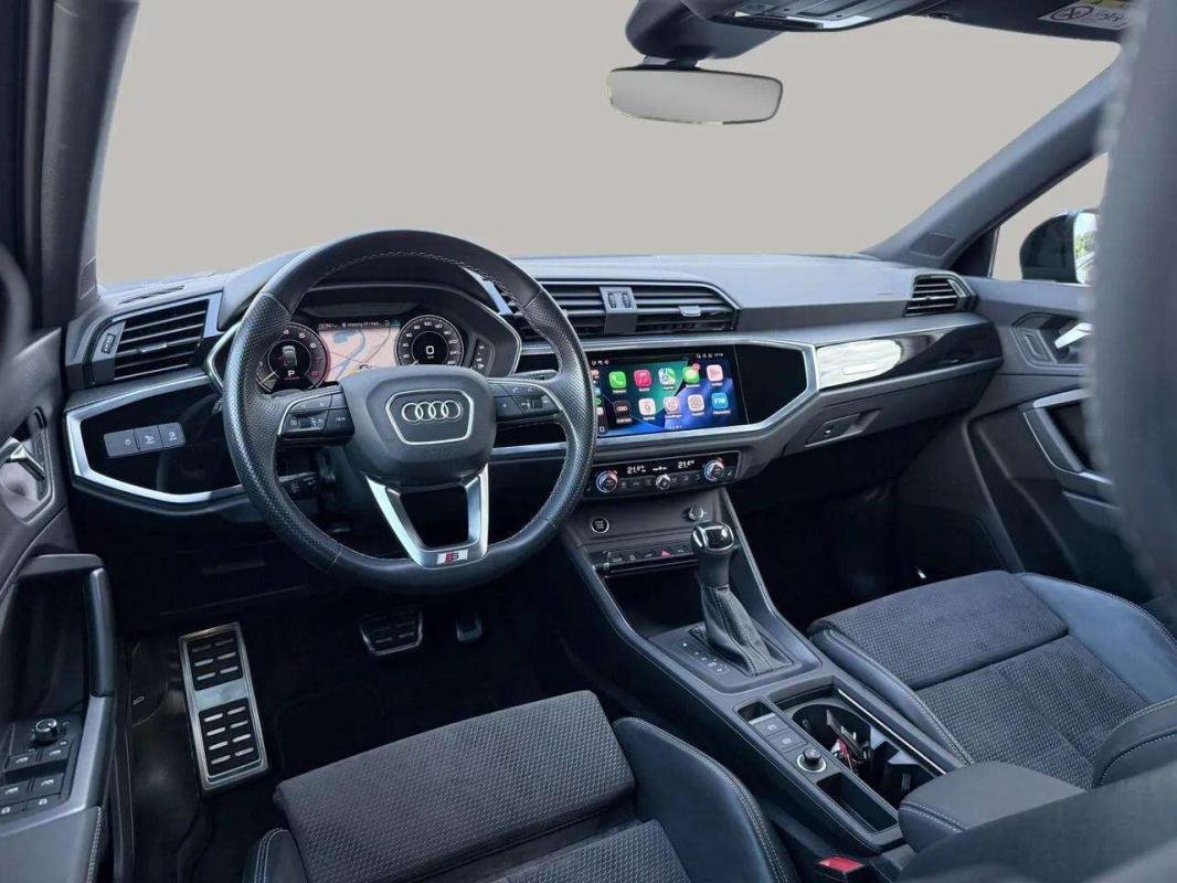 Audi Q3 - Photo 9