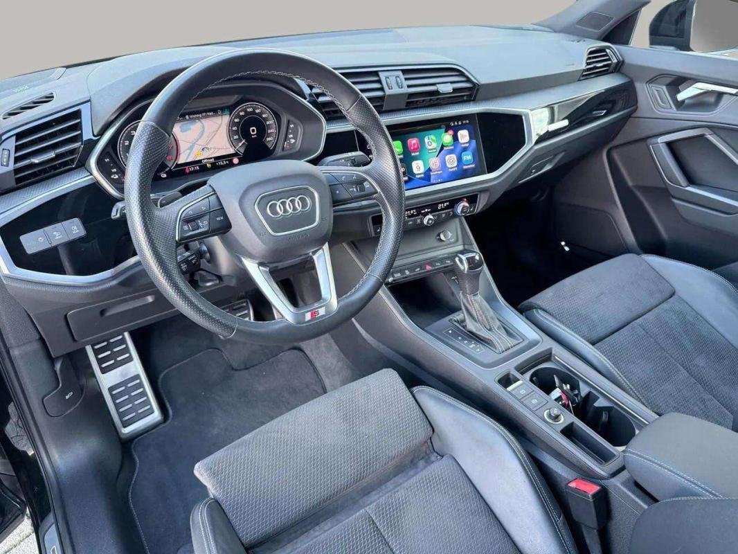 Audi Q3 - Photo 10
