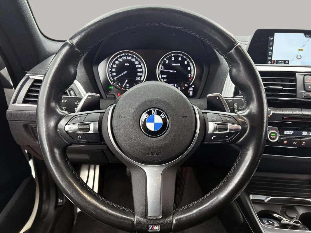 BMW 140i - Photo 12