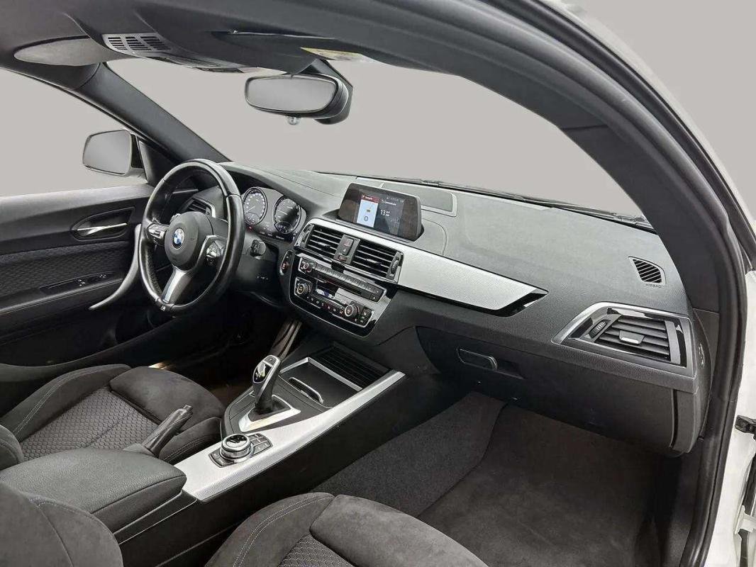 BMW 140i - Photo 7
