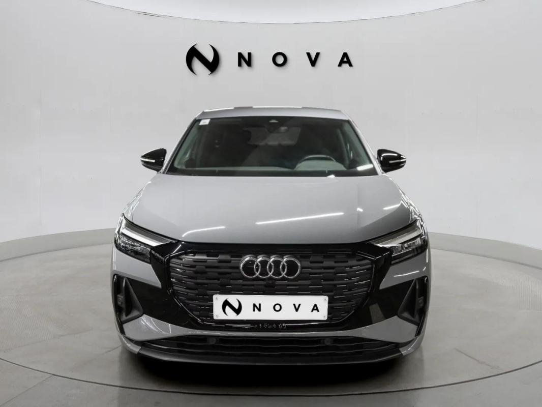 Audi Q4 Sportback e-tron - Photo 6