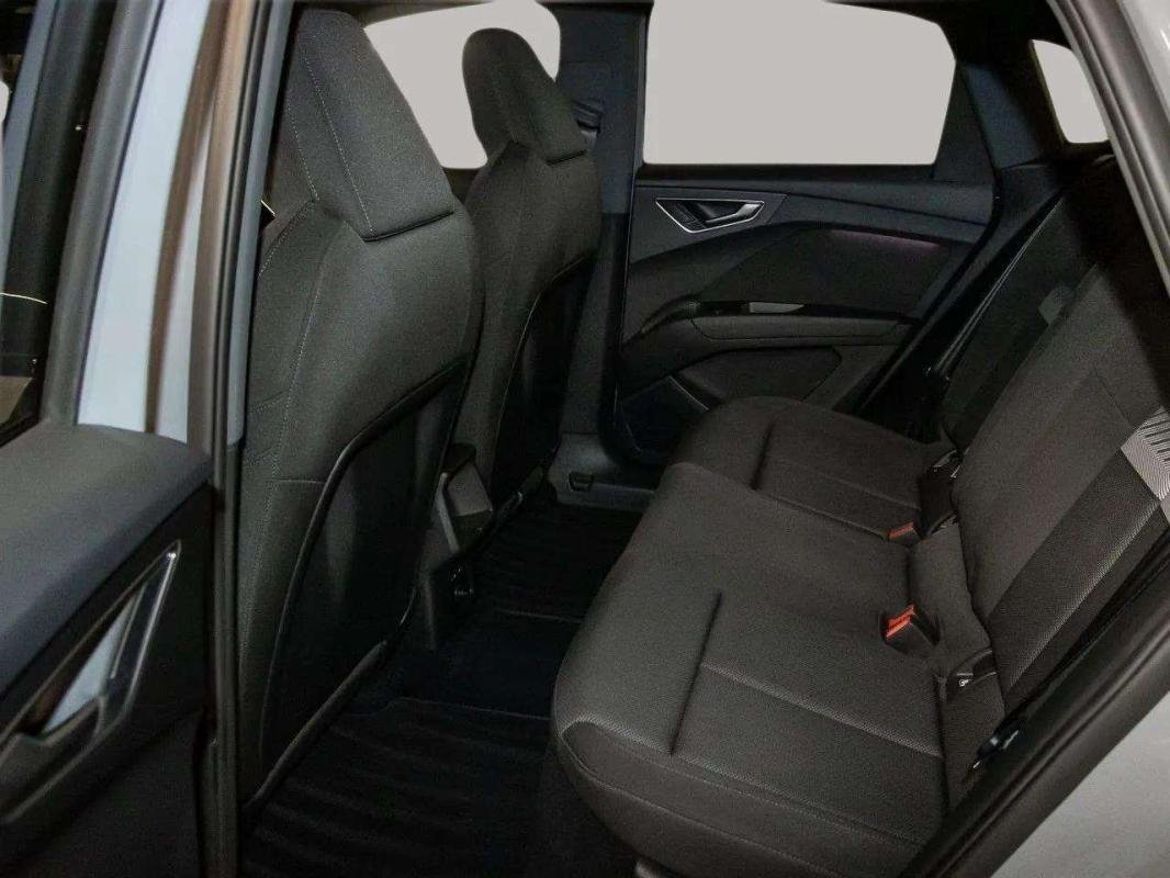 Audi Q4 Sportback e-tron - Photo 9