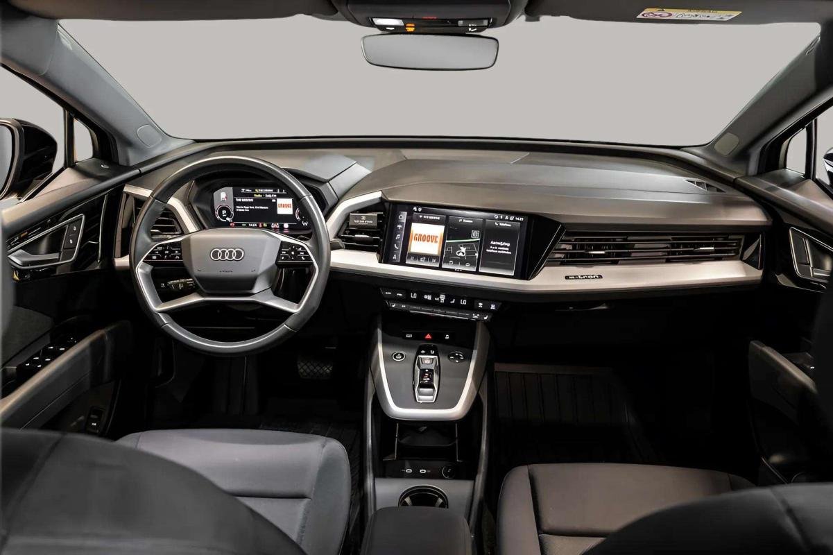Audi Q4 Sportback e-tron - Photo 12