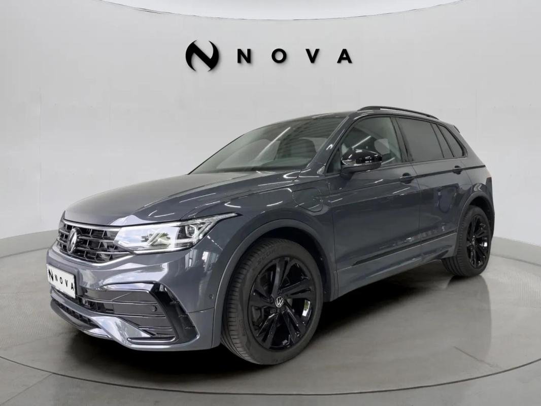 Volkswagen Tiguan - Photo 2