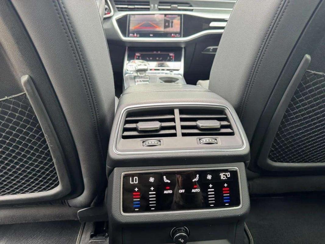 Audi A6 - Photo 13