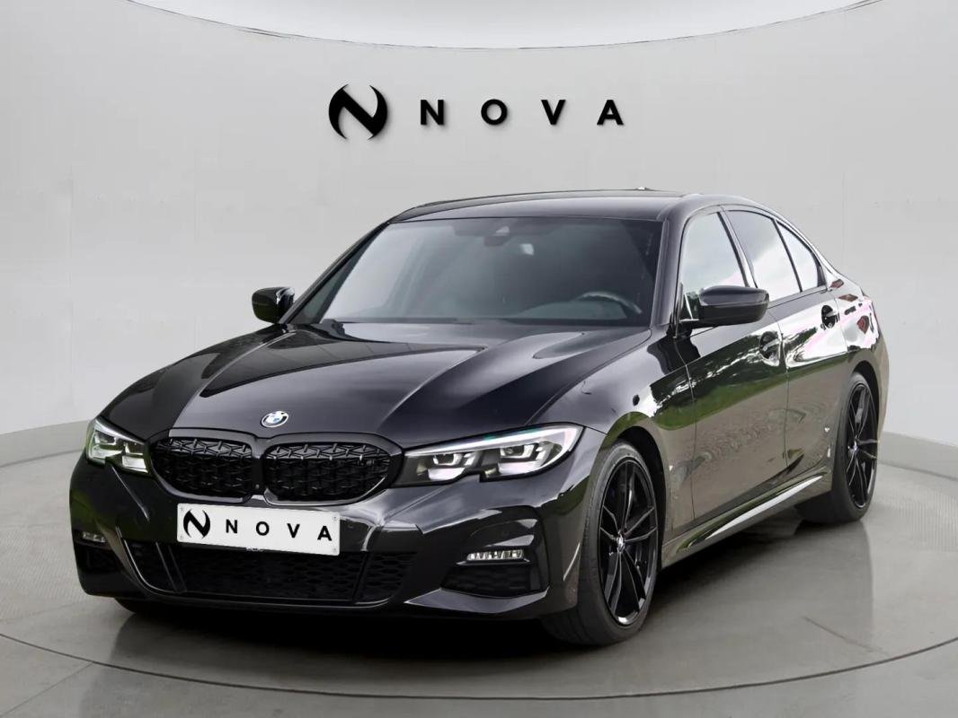 BMW 330 - Photo 1