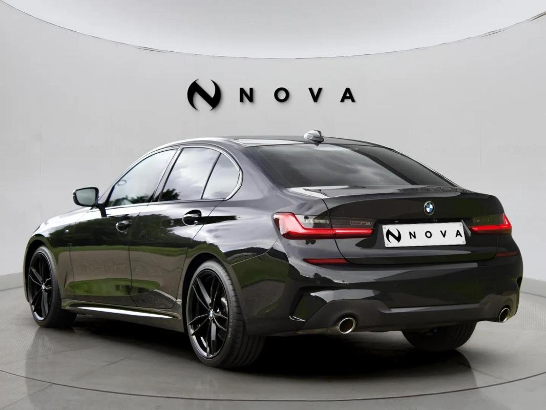 BMW 330 - Photo 3