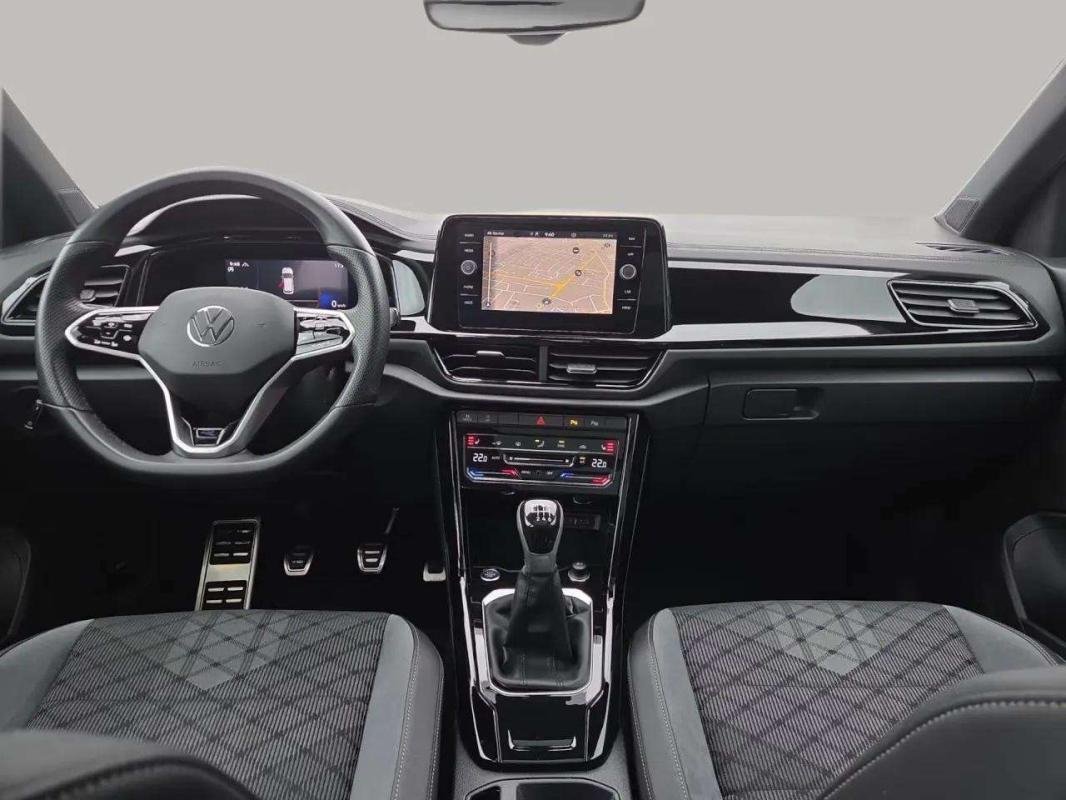 Volkswagen T-Roc - Photo 12