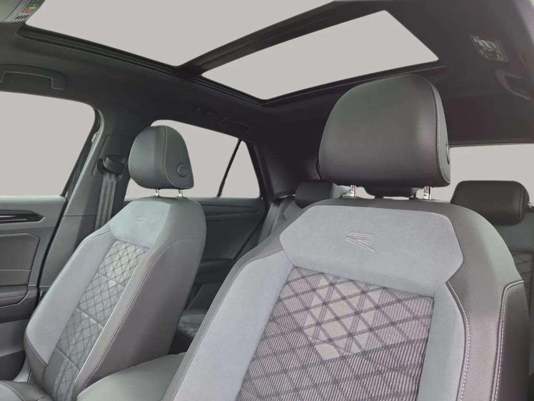 Volkswagen T-Roc - Photo 10