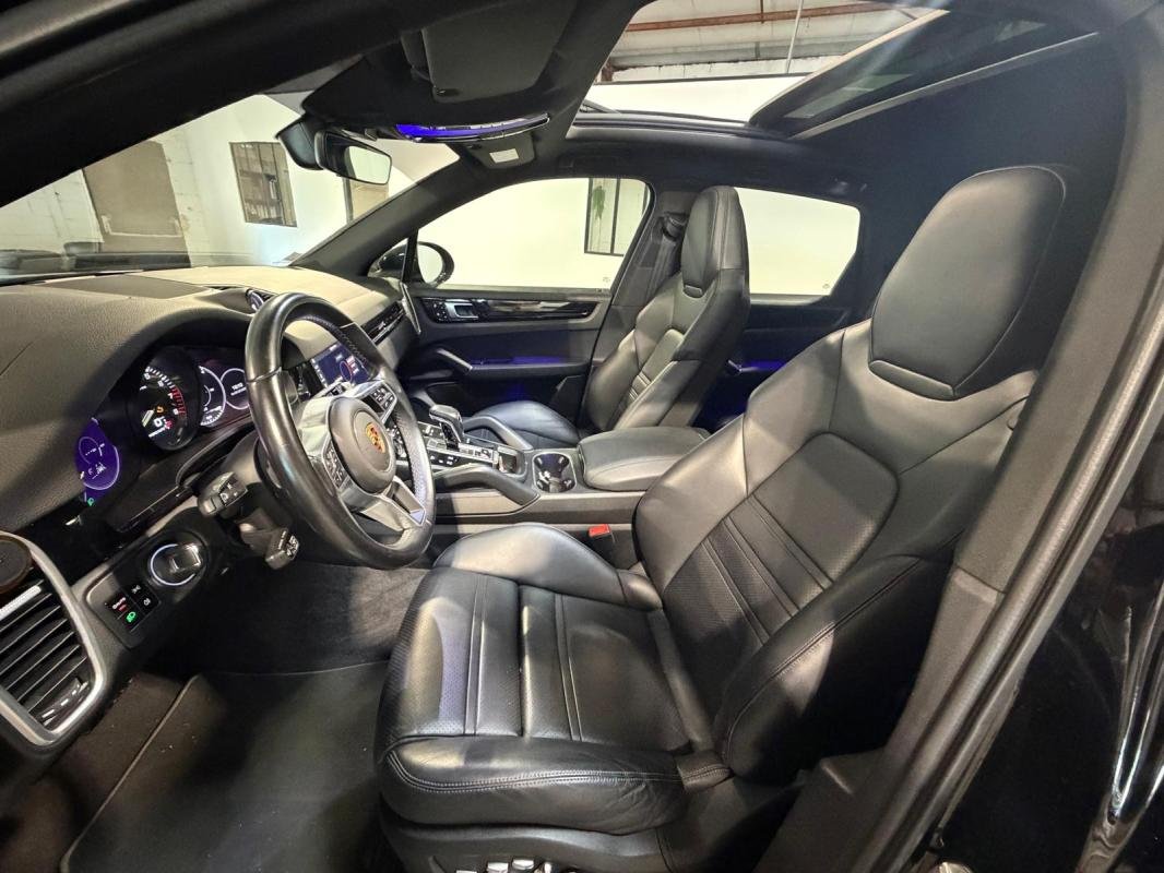 Porsche Cayenne - Photo 11