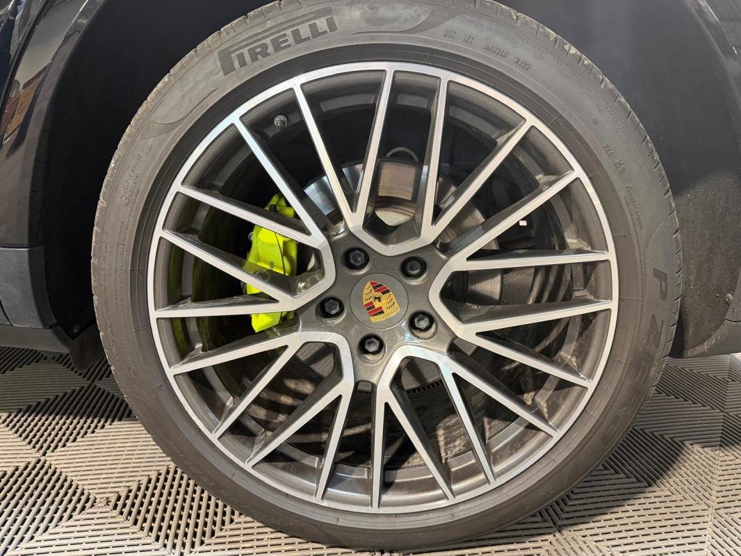 Porsche Cayenne - Photo 17