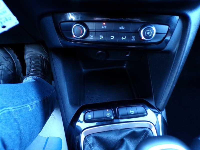 Opel Corsa - Photo 13