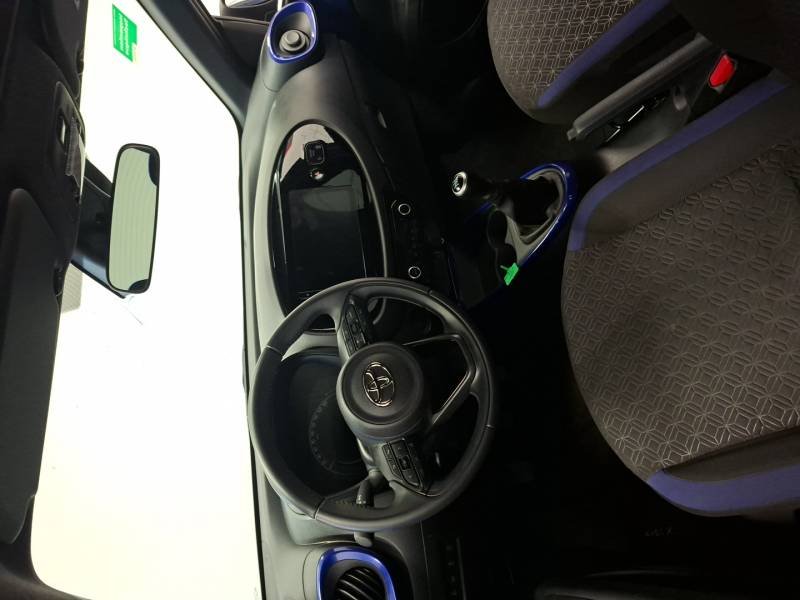 Toyota aygo x - Photo 11