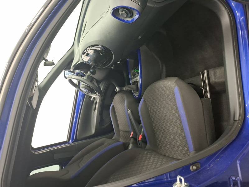 Toyota aygo x - Photo 12