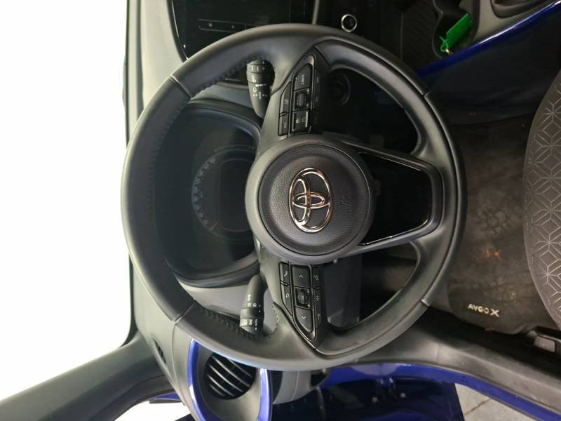 Toyota aygo x - Photo 21