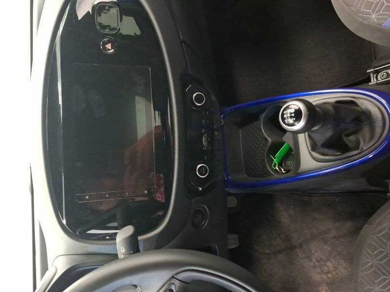 Toyota aygo x - Photo 23