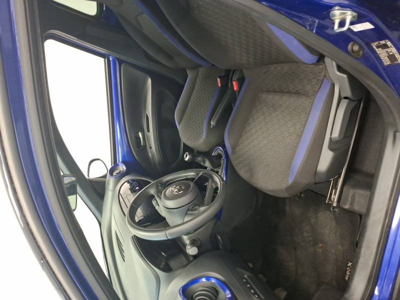 Toyota aygo x - Photo 10