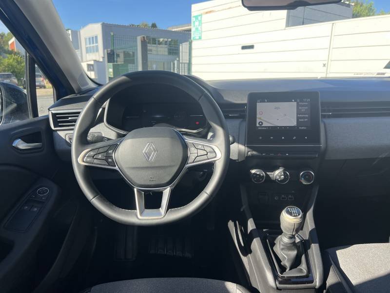 Renault Clio - Photo 24