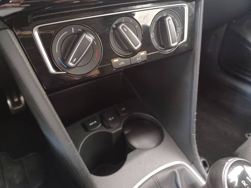 Volkswagen Polo - Photo 29
